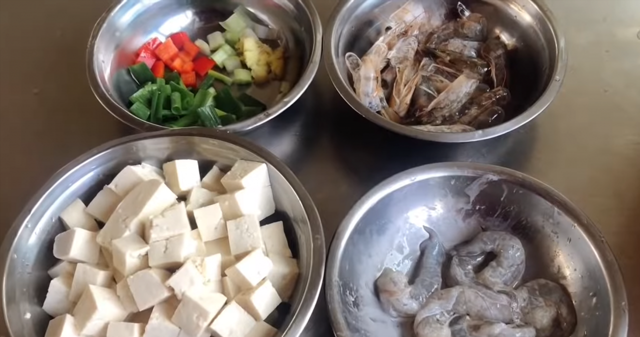 图片[3]-虾仁烧豆腐的做法，简单又美味，老少皆宜！-美食频道-做最好的美食分享网站