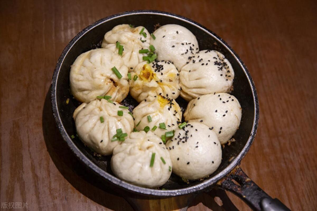 上海传统小吃生煎包：酥脆底壳，鲜美口感，经典美食代表-美食频道-做最好的美食分享网站